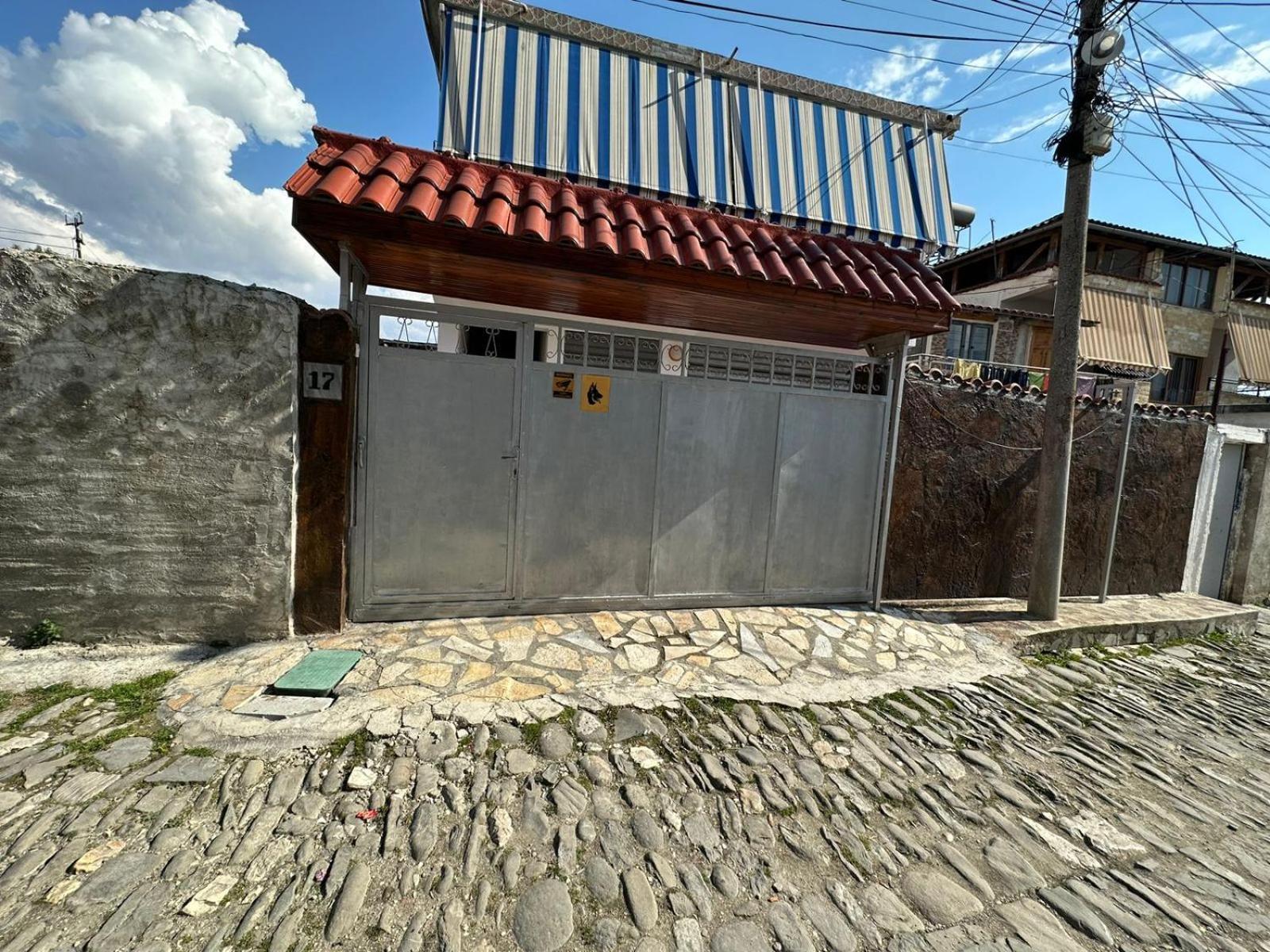 Guesthouse Albi Берат Екстер'єр фото