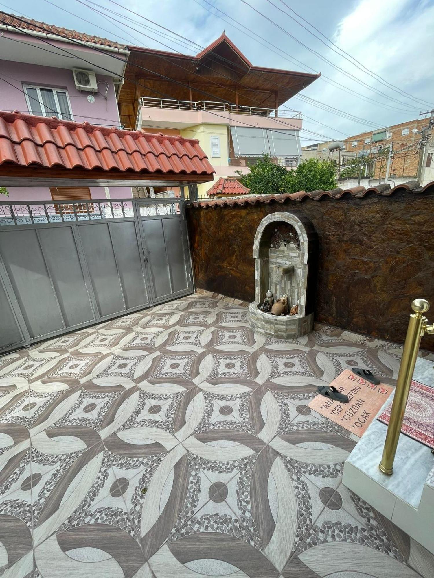 Guesthouse Albi Берат Екстер'єр фото